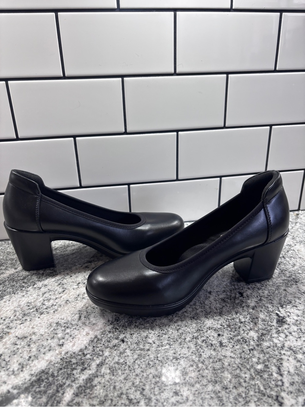 Women's Black Faux Leather Block Heel Pumps